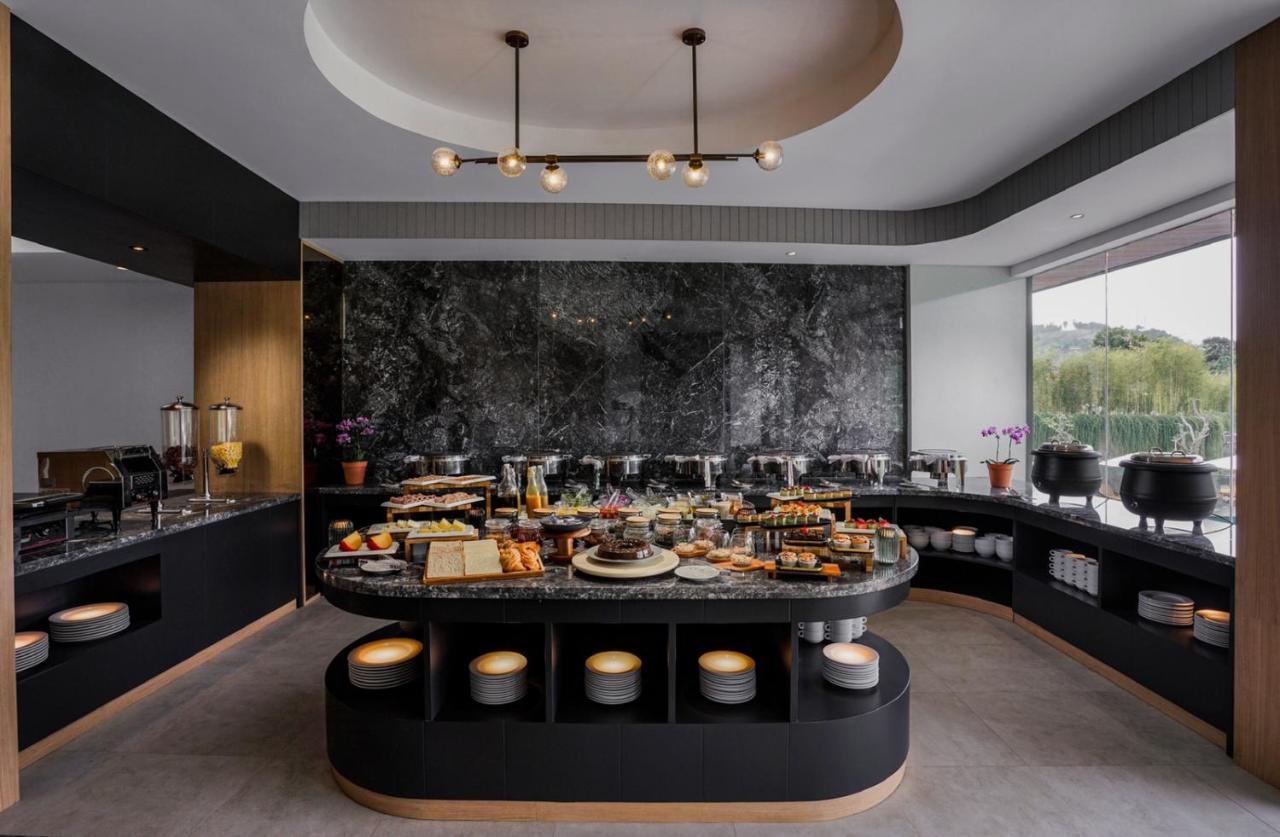 Forest Hills Hotel Soreang Екстер'єр фото